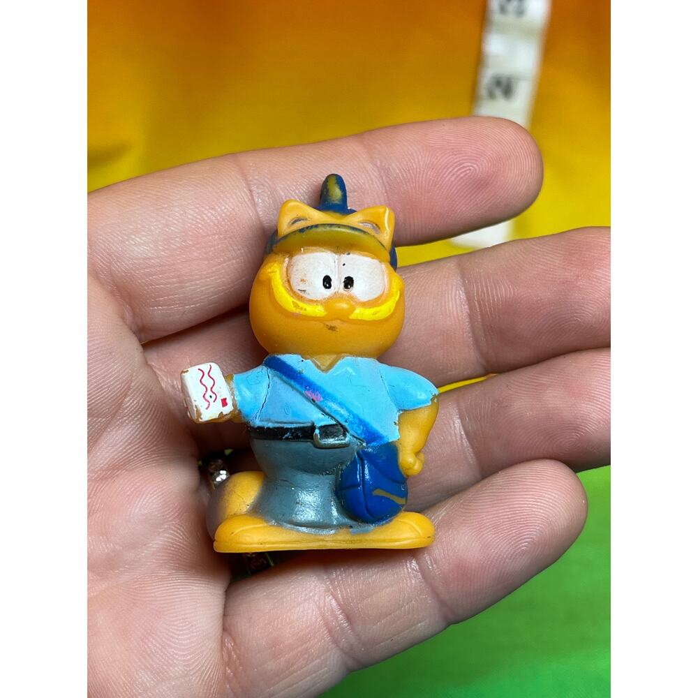 Vintage Garfield the Cat Mailman Figure